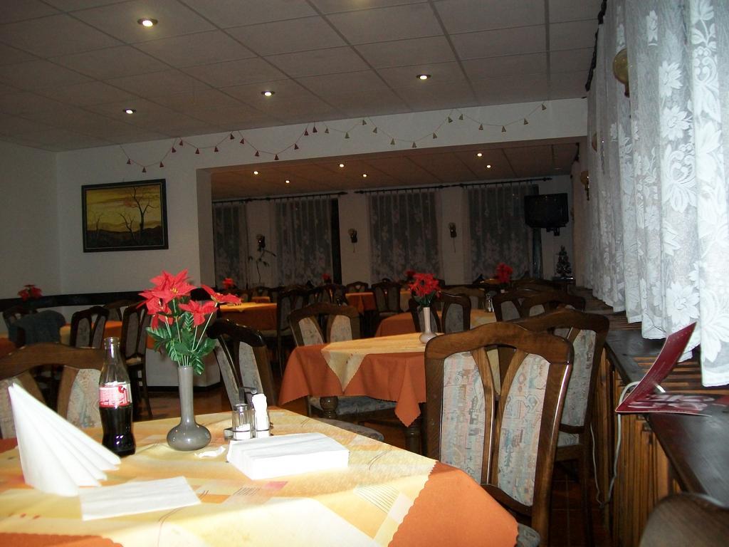 Chata Vo Vyhnanej Hotel Terchova Room photo